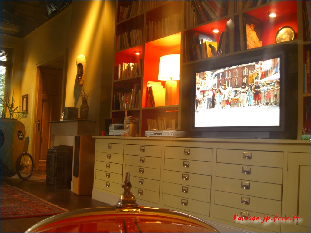 On TV 024